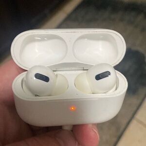 Apple air pods Pro (like new)